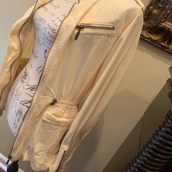 Max Jeans Jacket - Picture 8 of 11